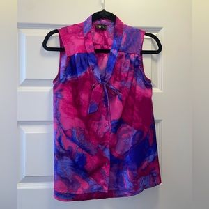 Button and bow detail pink fuchsia purple sleeveless blouse size small